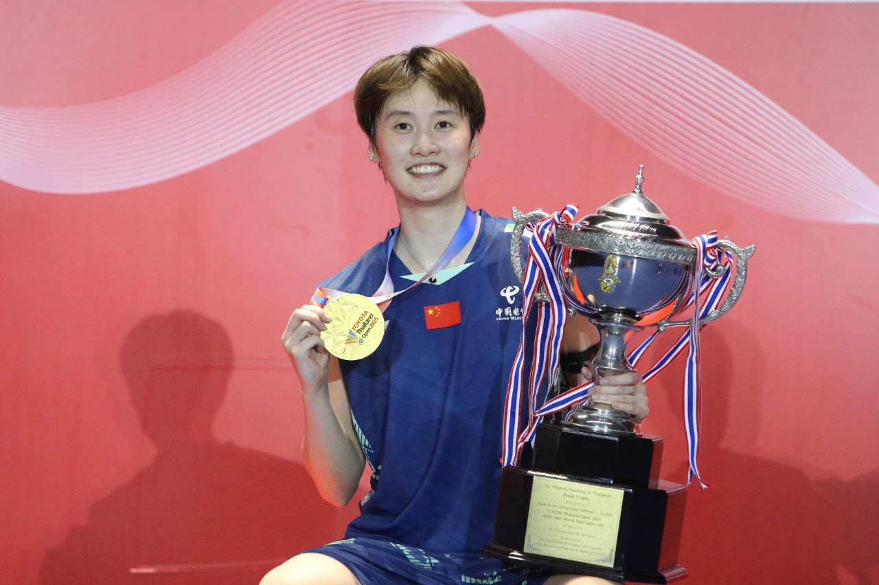 中国队完胜日本队,陈雨菲关键制胜 中国队完胜日本队,陈雨菲关键制胜