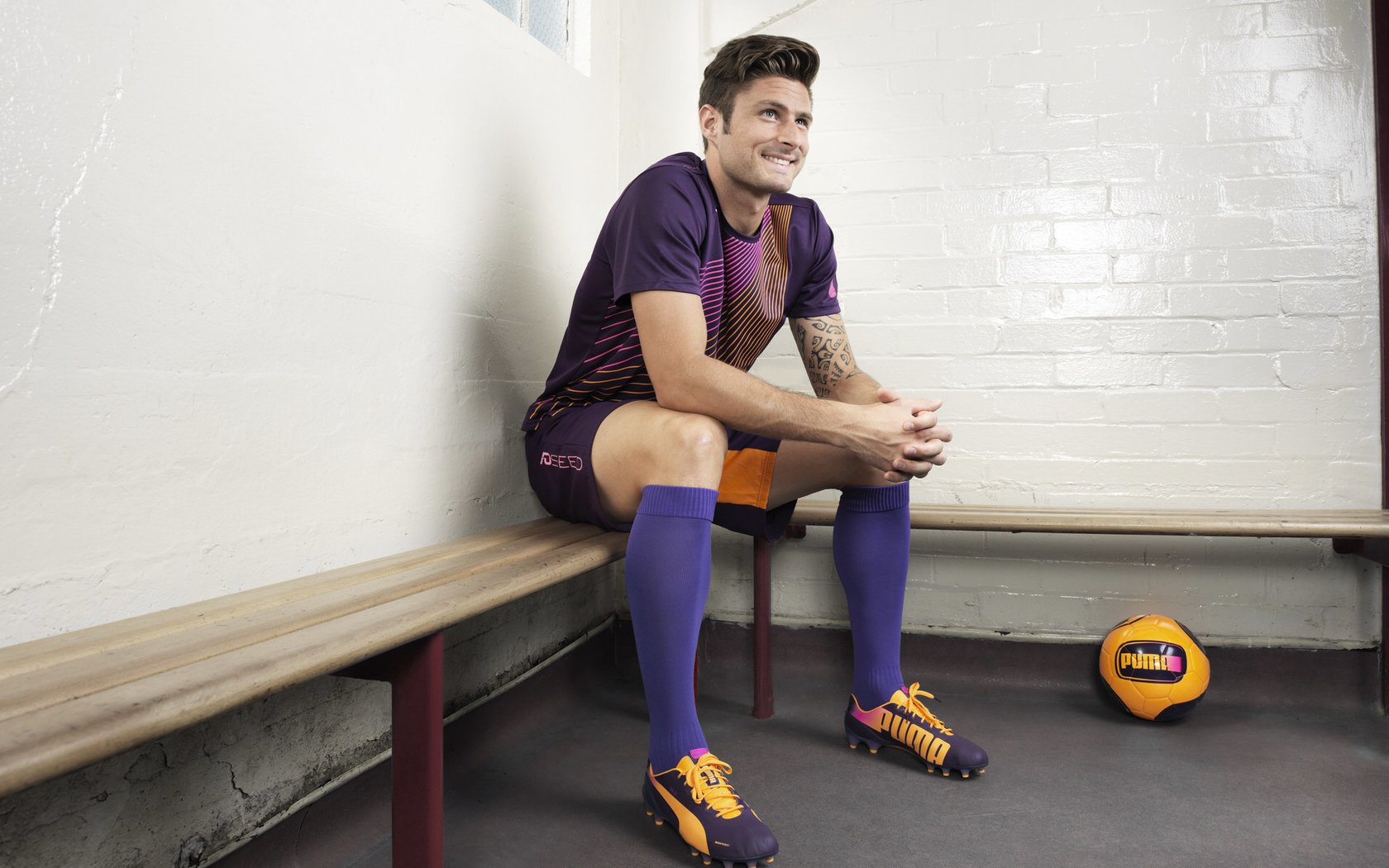 欧冠半决赛焦点战，波兰孤岛击溃贝蒂斯舰队